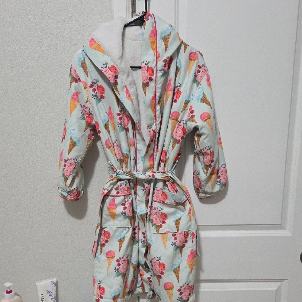 Posh Peanut Plush White Robe